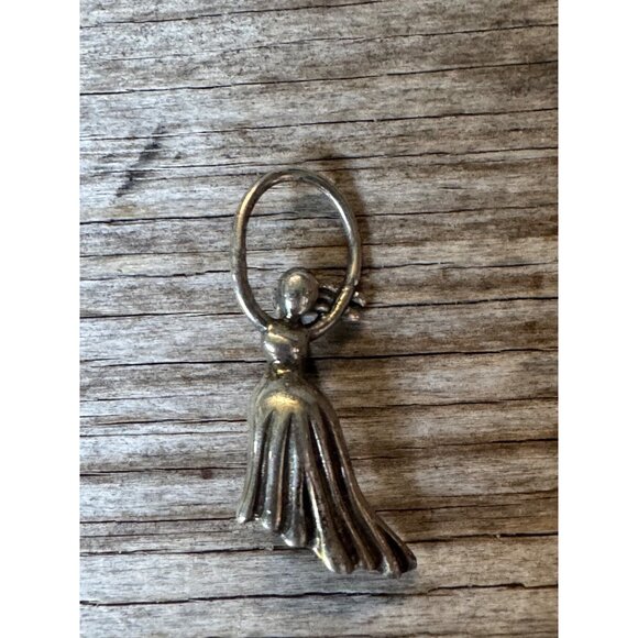 DM Sterling Silver Woman Dancing Figurine Pendant 925 - Picture 1 of 5